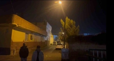 Yıldırımın elektrik direğine çarpma anı kamerada