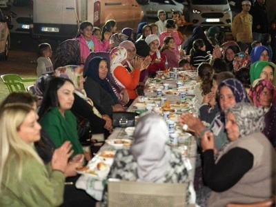 Yılmaz&rsquo;a Kozluyazı&rsquo;da miting gibi karşılama