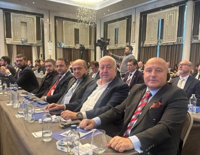 Yılmaz: "Uluslararası tahkimde T&uuml;rkiye&rsquo;nin g&ouml;r&uuml;n&uuml;rl&uuml;ğ&uuml; g&uuml;&ccedil;leniyor"