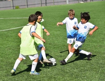 Yaz futbol okulu coşkuyla bitti