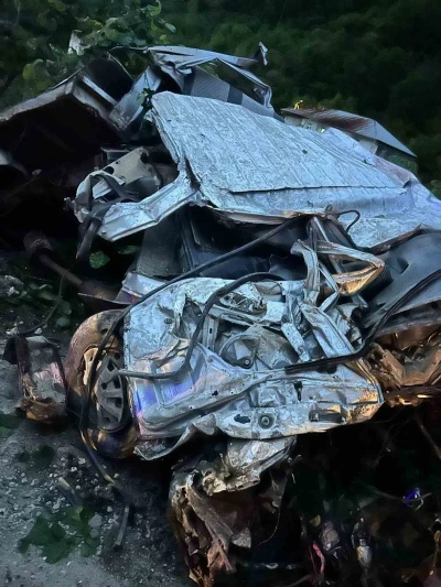 Y&uuml;zlerce metrelik yama&ccedil;tan b&ouml;yle yuvarlandı