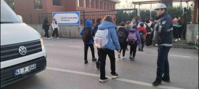 Zabıta ekipleriyle okul yolu daha güvenli