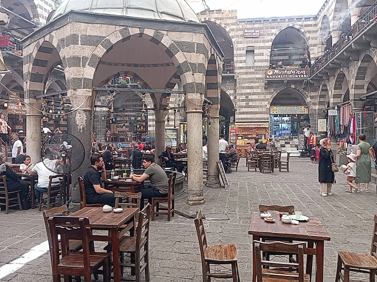 Diyarbakır&rsquo;da aynı &uuml;r&uuml;n, farklı işletmede farklı fiyat