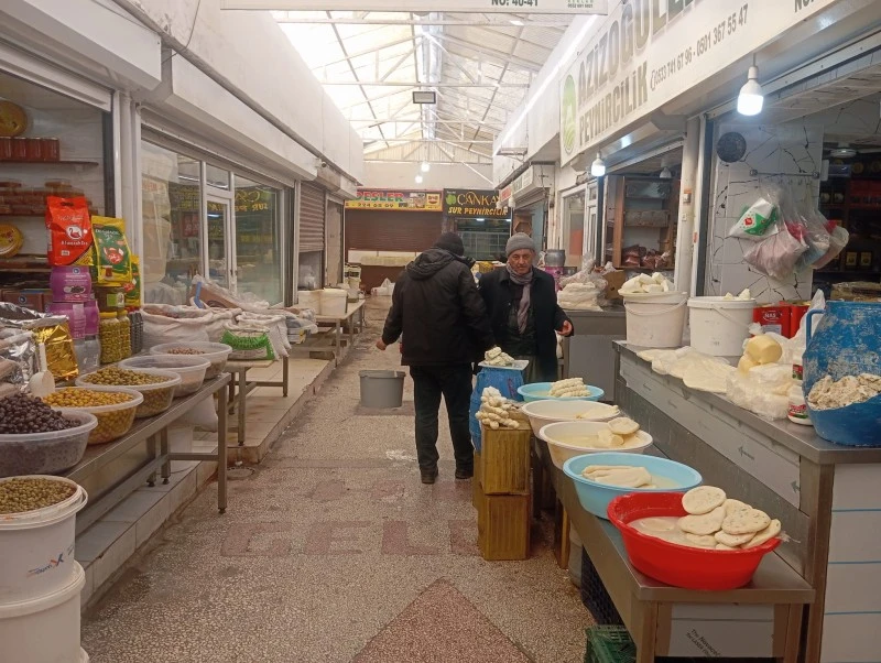 Diyarbakır Peynirciler &Ccedil;arşısı&rsquo;nda &Ouml;rg&uuml; Peynirinin Asırlık Yolculuğu
