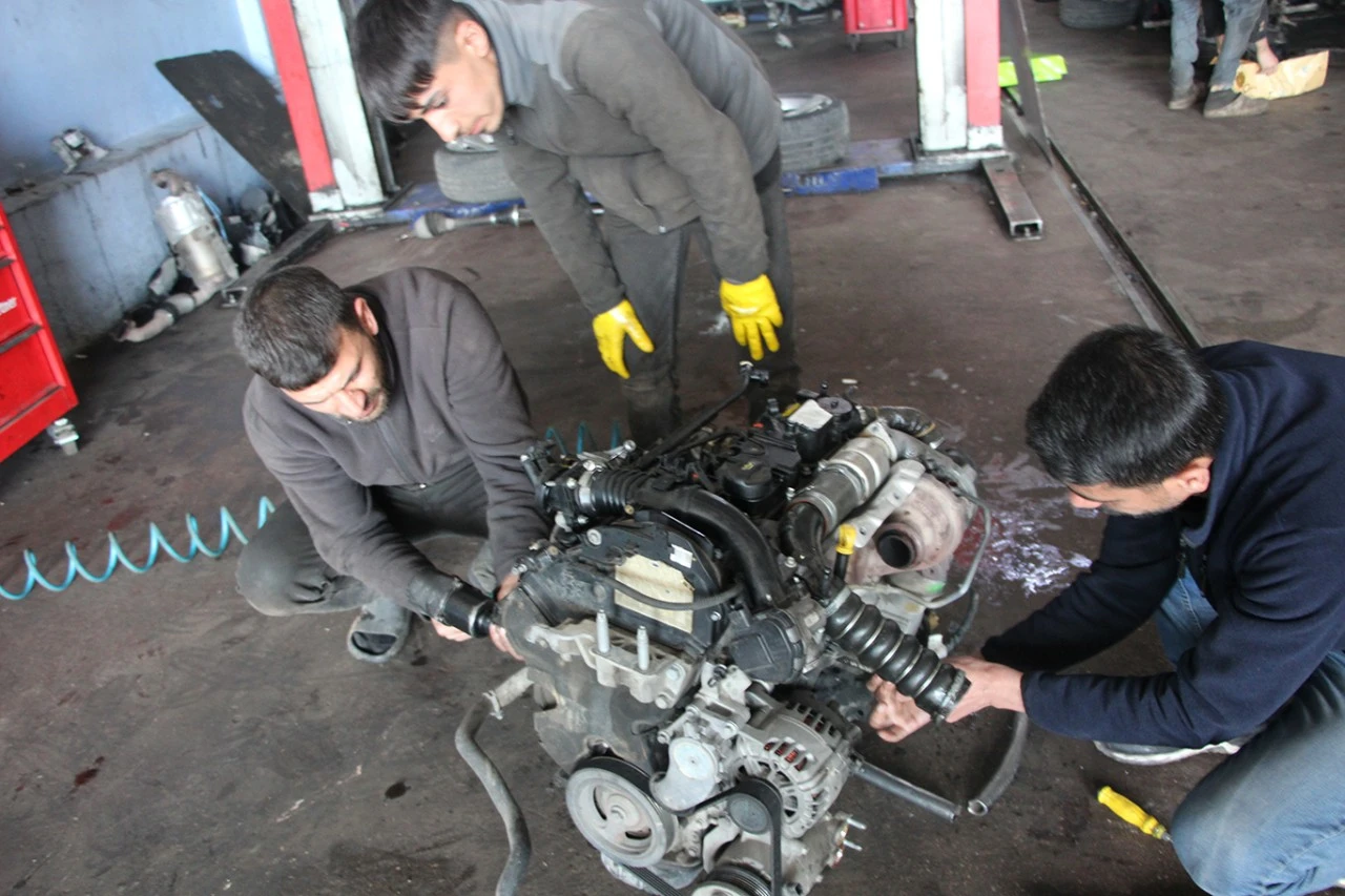 Sanayi esnafı çırak bulamamaktan dert yanıyor