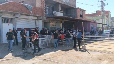 Bağlar&rsquo;da ka&ccedil;ak kesim yerlerine baskın: M&uuml;h&uuml;rler peş peşe vuruldu