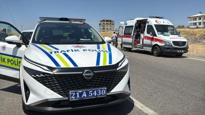 Diyarbakır&rsquo;da Engelli Bireyleri Taşıyan Minib&uuml;s Kaza Yaptı: 19 Yaralı