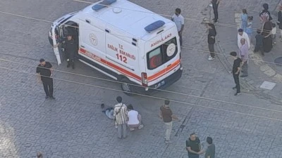 Diyarbakır'da Motokurye Şişe Nedeniyle Kaza Yaptı