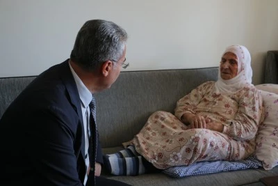 Diyarbakır’da Yaşlı ve Yatalak Hastalara Evde Rapor Kolaylığı