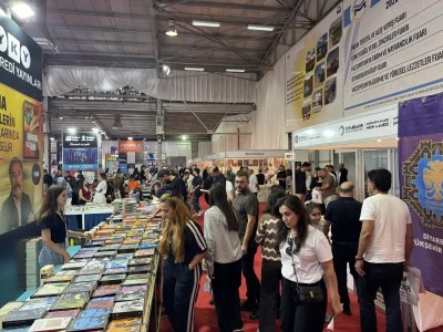 Diyarbakır Kitap Fuarı&rsquo;nda hafta sonu izdihamı