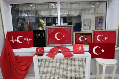 Diyarbakır Olgunlaşma Enstitüsü’nden Cumhuriyet’in 102. Yılına Özel “Bayrak” Sergisi