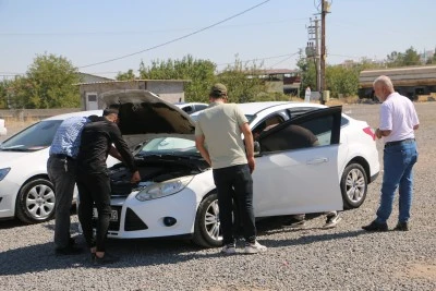 Diyarbakır Oto Pazarında Fiyat Krizi: Ne Alan Var Ne Satan!