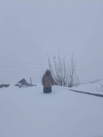 Karacadağ Eteklerinde Hayat Durdu Kar Kalınlığı 1 Metreyi Aştı