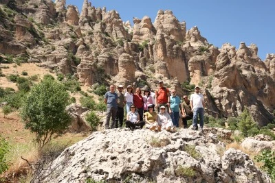 Kokartlı rehberler 541 kilometrelik Kral Yolunu Gezdi