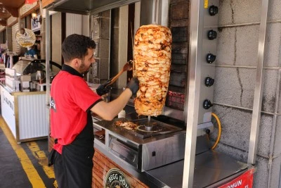 PKK’nın Silah Bırakması Diyarbakır’da Bayram Havası Yarattı