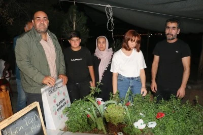 Tahliye olan Güran'lar cezaevinden çıktı