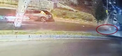 Ters Y&ouml;nde Giden Motosiklet Otomobille &Ccedil;arpıştı
